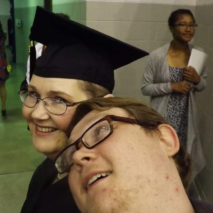 50995077_10206026736343132_5285082065182654464_n